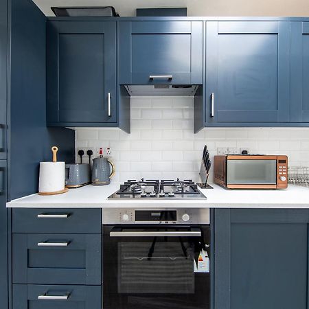 Cosy 1 Bed Apartment With Free Parking Close To Underground Station Zone 2 For Quick Access To Central London Up To 5 Guests 外观 照片