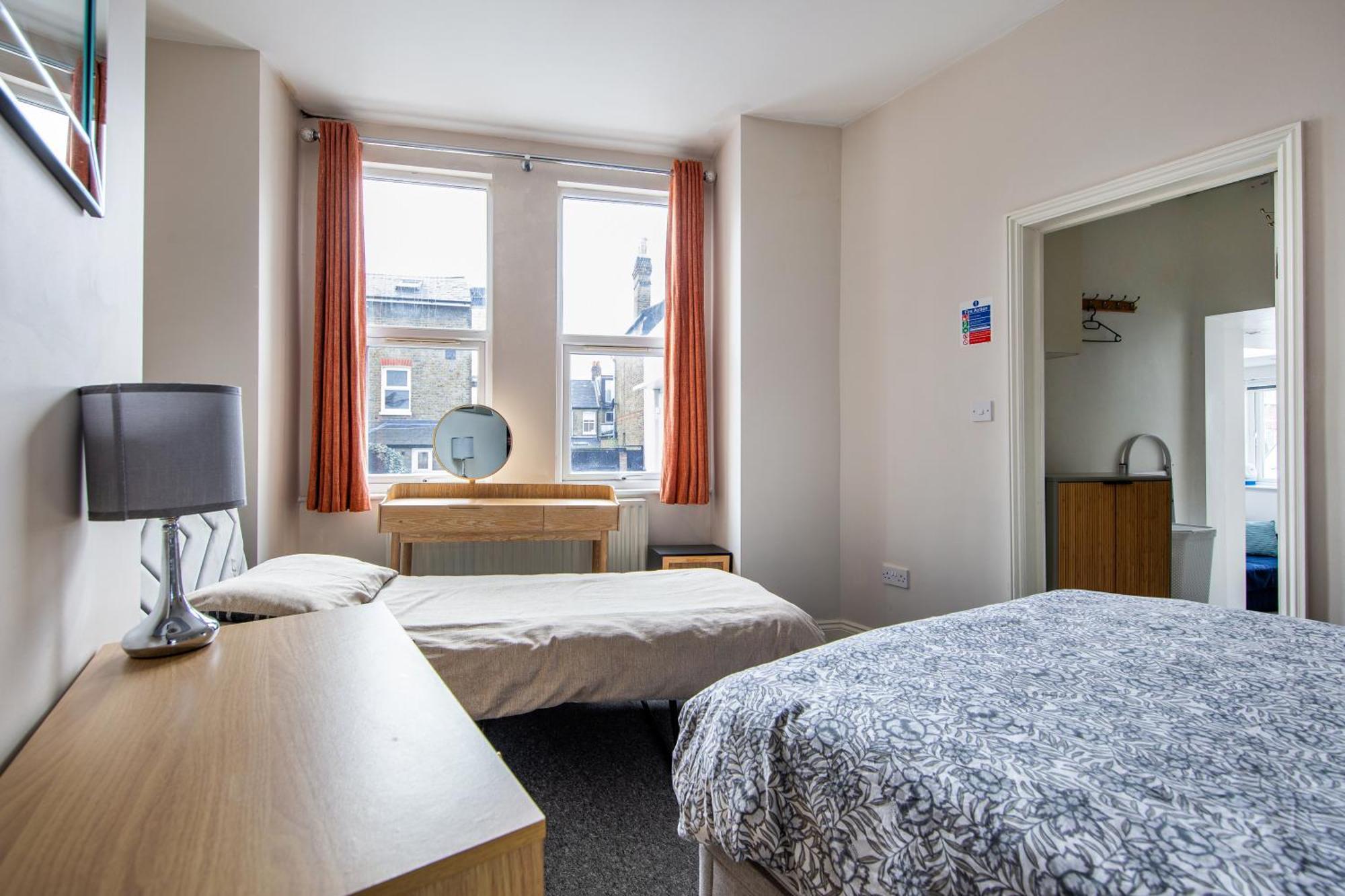 Cosy 1 Bed Apartment With Free Parking Close To Underground Station Zone 2 For Quick Access To Central London Up To 5 Guests 外观 照片